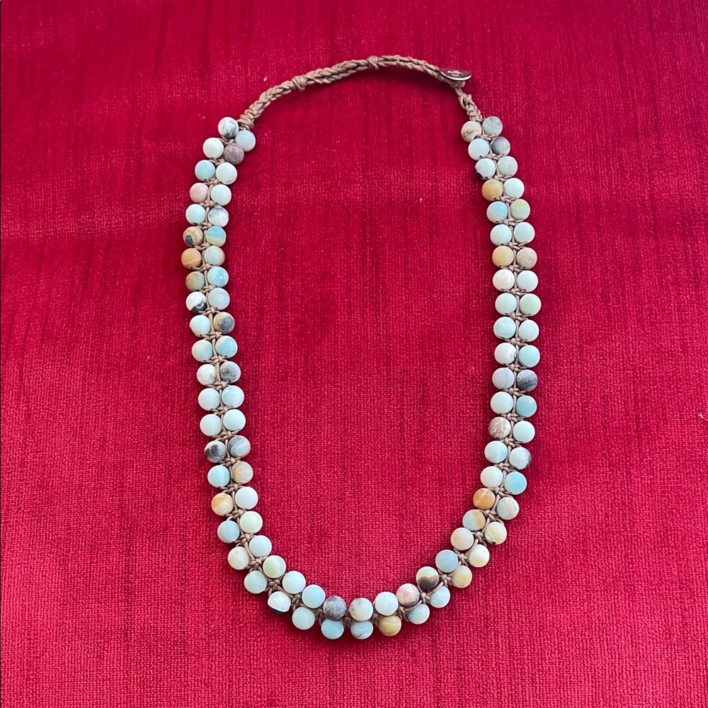 Elegant Multicolor Beaded Necklace